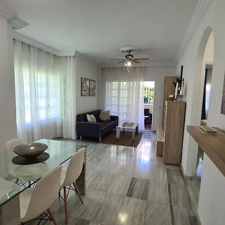 Premium 50 Mts From De The Beach In Pueblo Quinta Διαμέρισμα Benalmádena